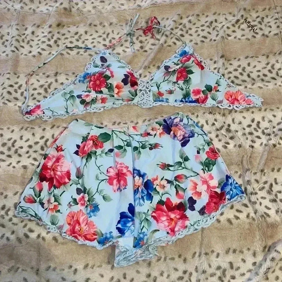 Dygarni California Two Piece - Picture 2 of 4